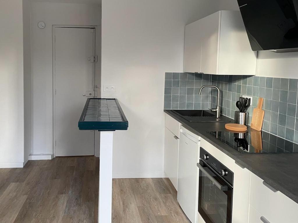 Appartement Superbe 2 Pieces Proche Nation